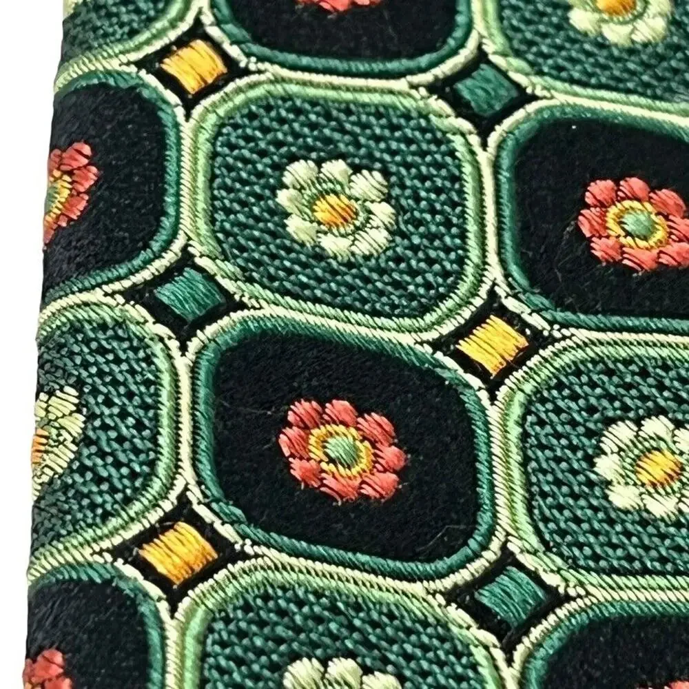 JZ Boulder Jim Herron Mens Green Floral All Silk Hand Made Necktie Neck Tie 3.5
